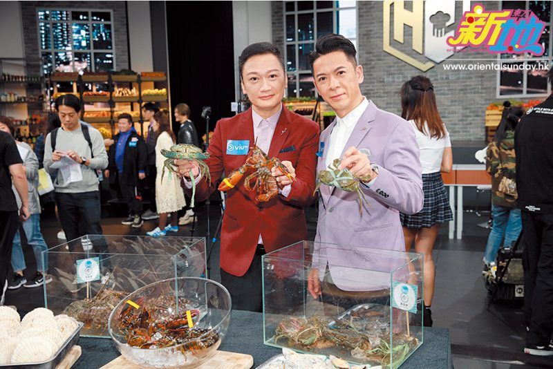 òn cùng Quách Chính Hồng dẫn chương trình nấu ăn "辣伙頭" Lạt Hỏa Đầu cho ViuTV.
