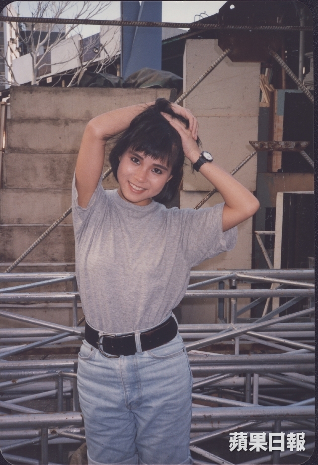 1984年、ウェン・ジャオ・ルアンは歌手の李鋭（李鋭蕊）とデートしました。彼女は当時わずか17歳でした。